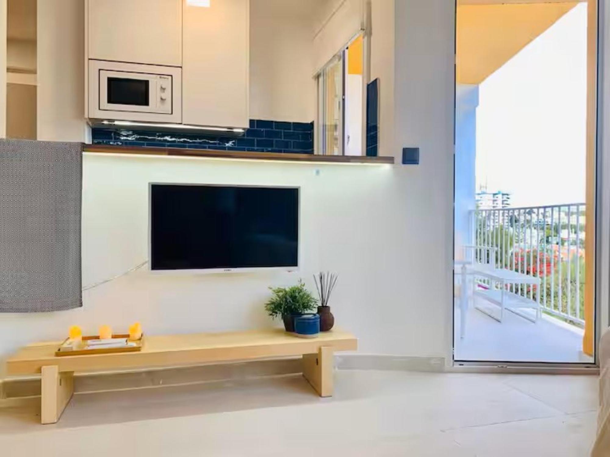 Shiny Studio With Pool & Carihuela Beach At 500M Torremolinos Exterior foto